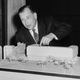Eero Saarinen with a model of the new proposed US Embassy in London on June 5, 1956. (Getty/Ron Case/Stringer)